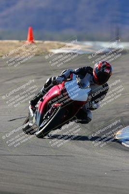 media/Jan-09-2022-SoCal Trackdays (Sun) [[2b1fec8404]]/Turns 9 and 8 (920am)/